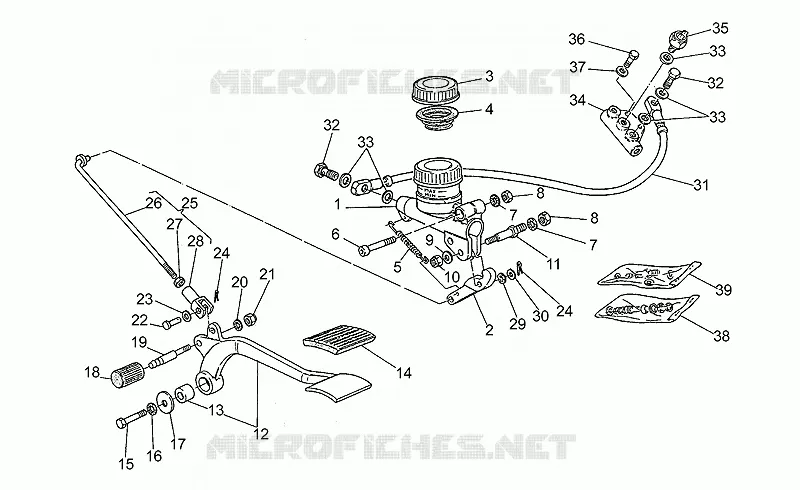Rear master cylinder