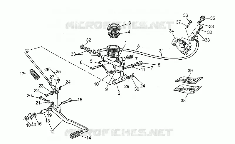 Rear master cylinder